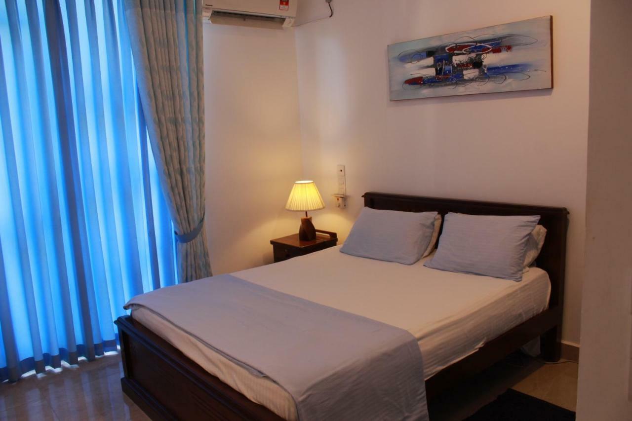 Dominic'S Best Dehiwala-Mount Lavinia Buitenkant foto